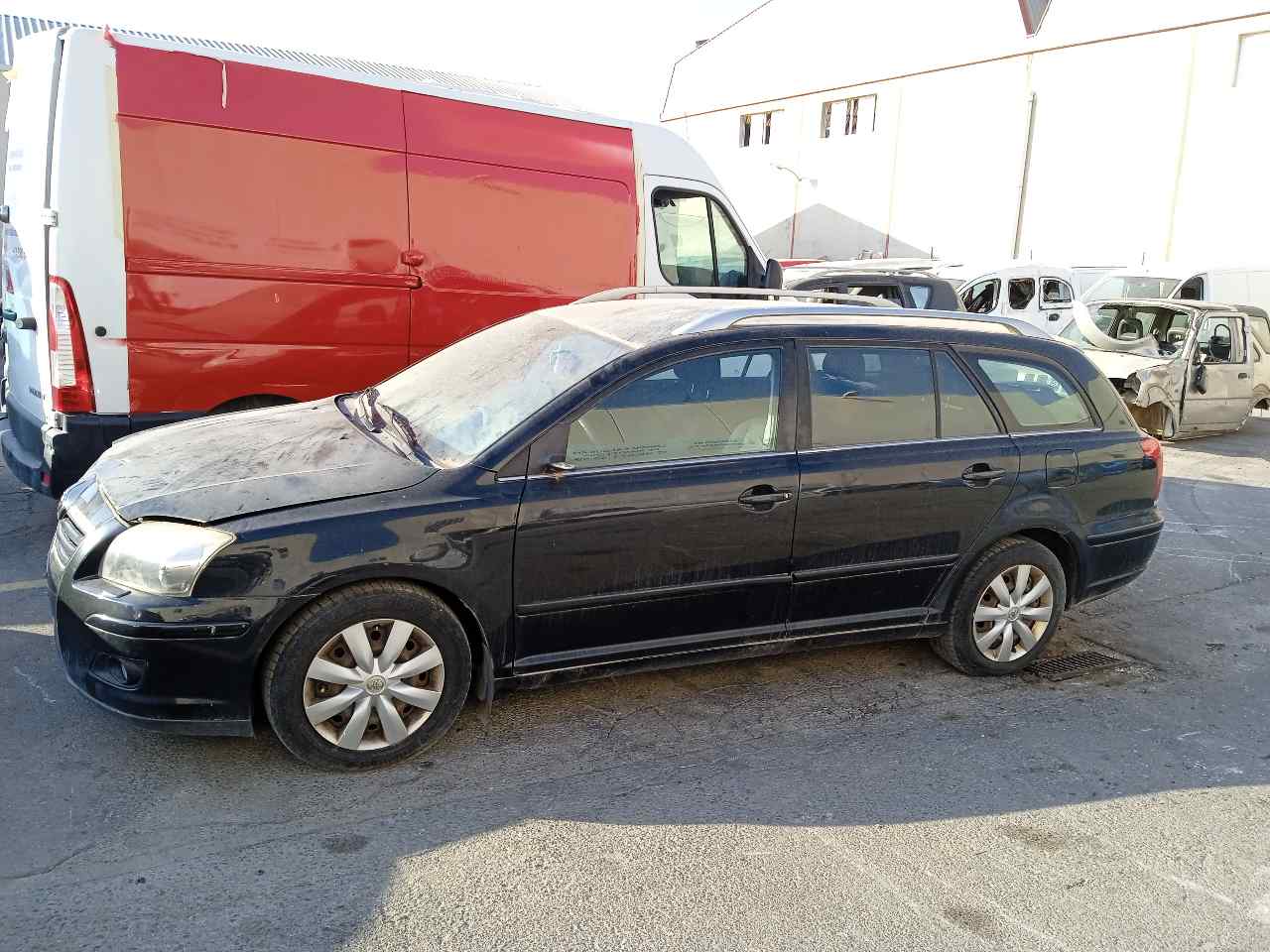 Toyota Avensis Wagon (T25)(2003->)