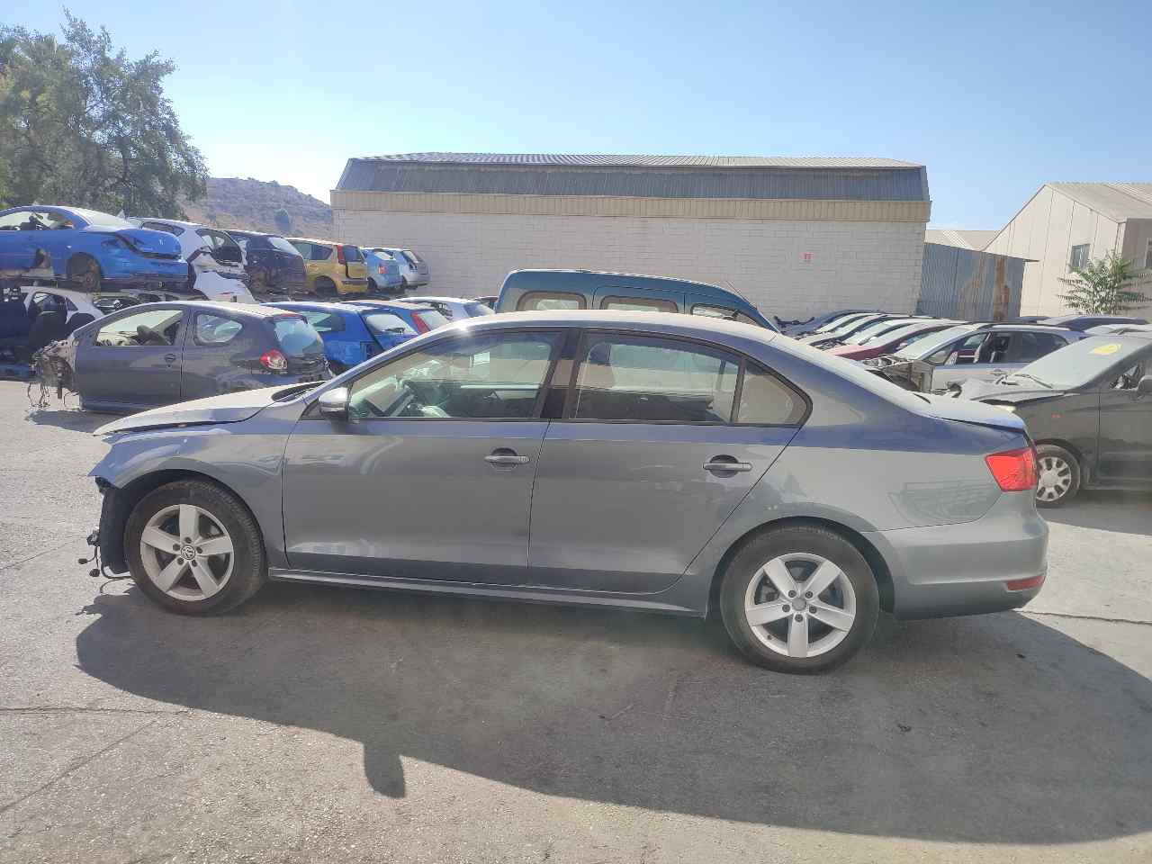 Volkswagen Jetta VI (162)(10.2010->)