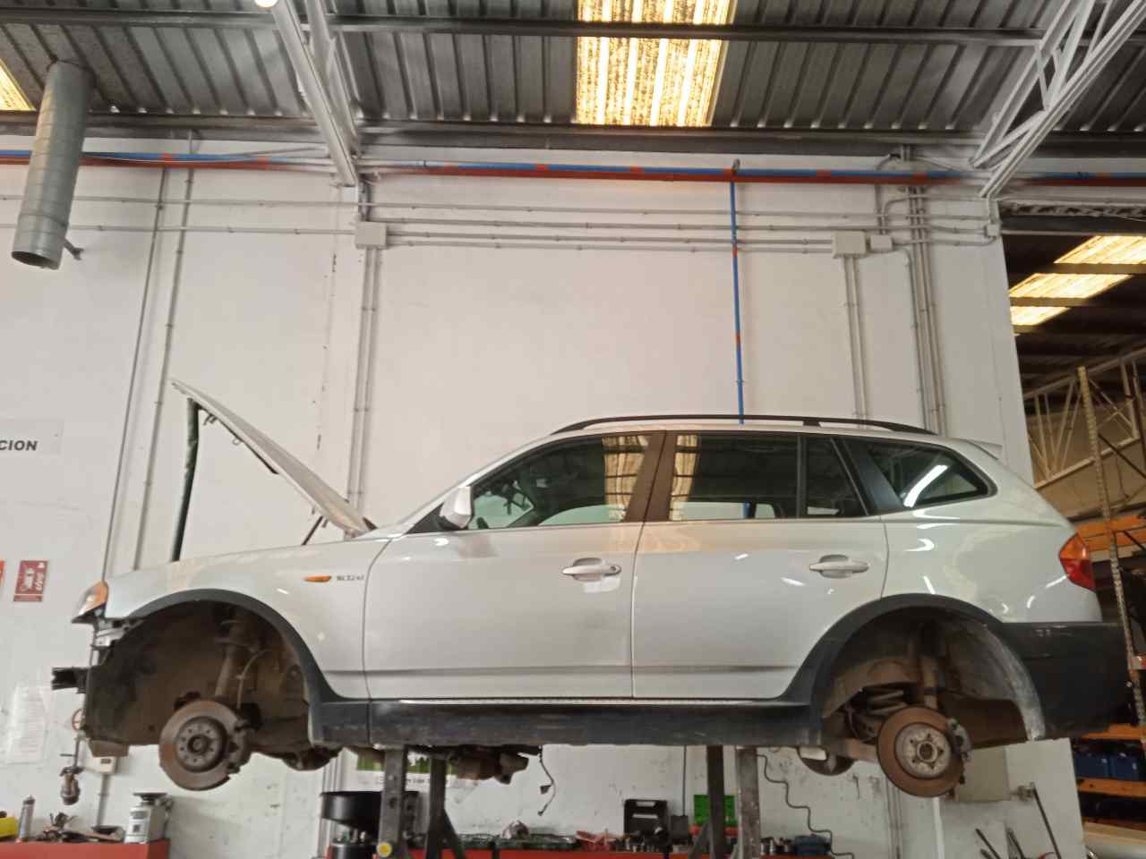 BMW X3 (E83)(2004->)
