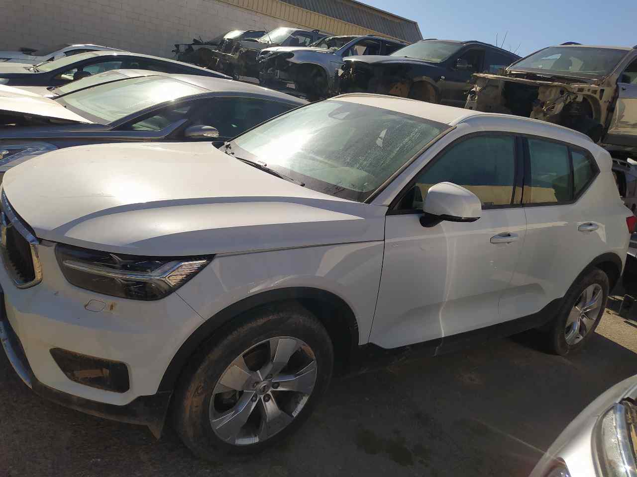Volvo XC40 (2017->)