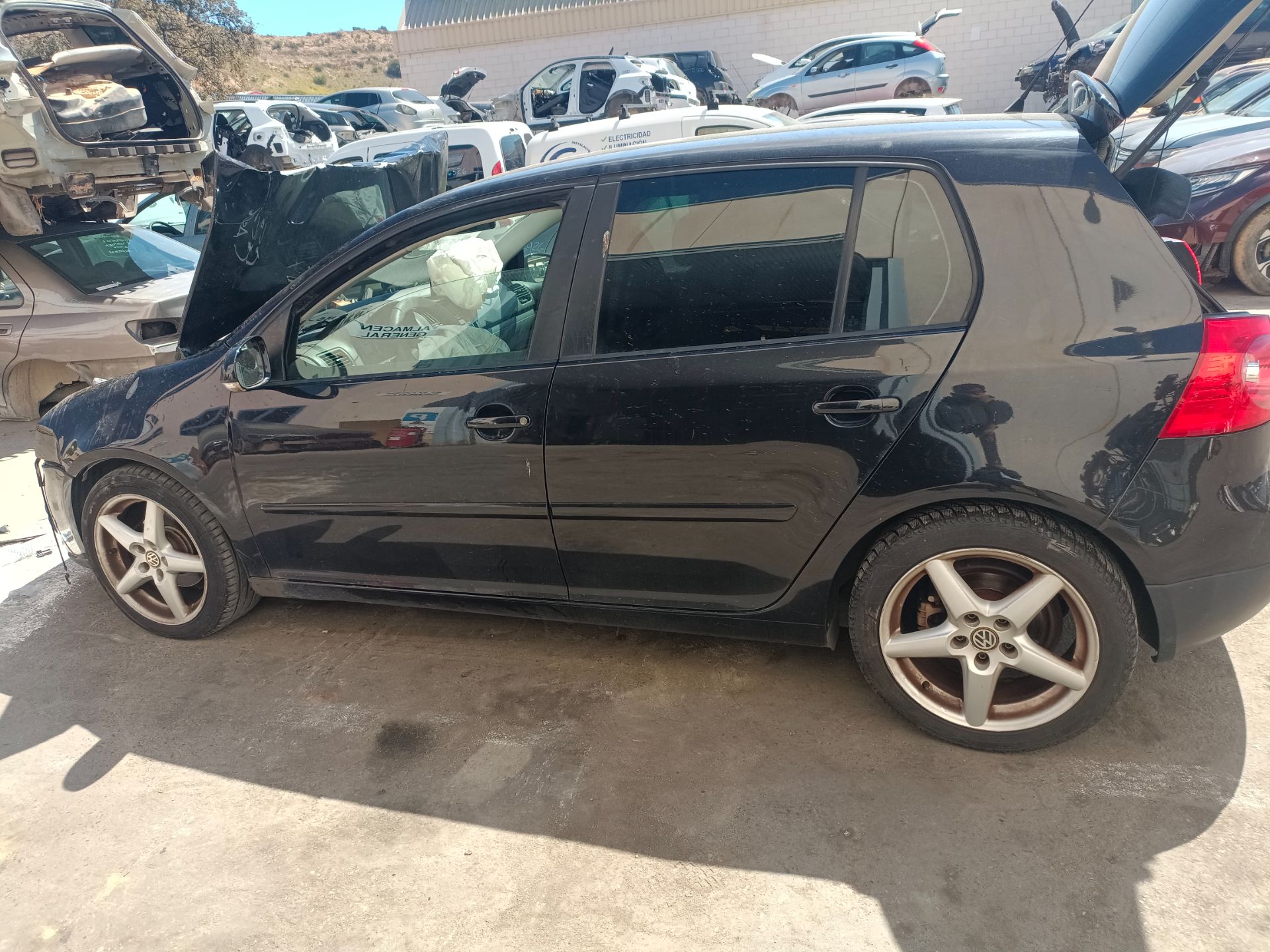Volkswagen Golf V (1K1)(10.2003->2008)