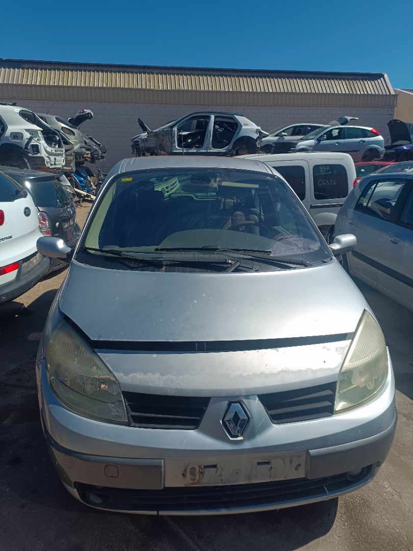 Renault Megane II Berlina 5P (10.2002->)